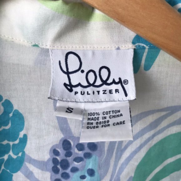 Button down lilly pulitzer shirt - Picture 2 of 4